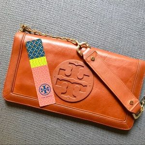 💯% Authentic Tory Burch Suki Reva Clutch